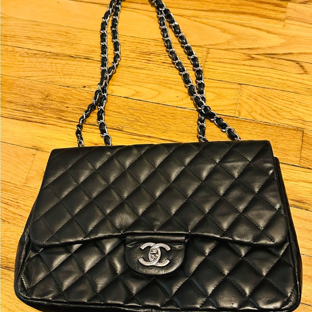 Chanel Black Quilted Leather Shoulder Bag
